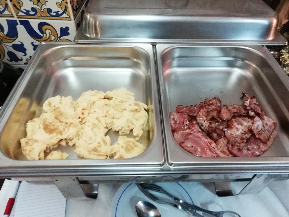 蒙希克 阿尔贝加里亚拉格多宾馆酒店 外观 照片
