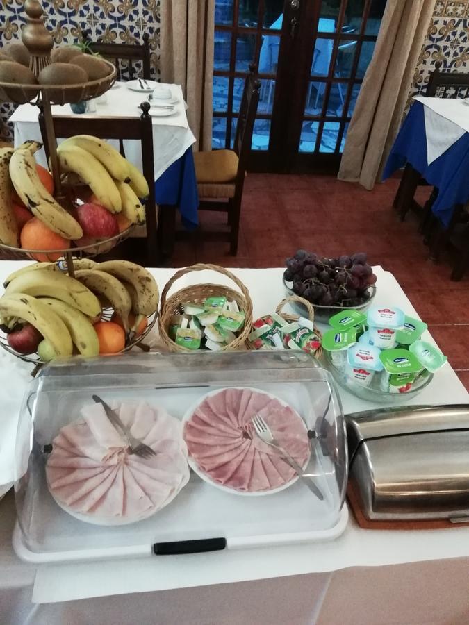 蒙希克 阿尔贝加里亚拉格多宾馆酒店 外观 照片